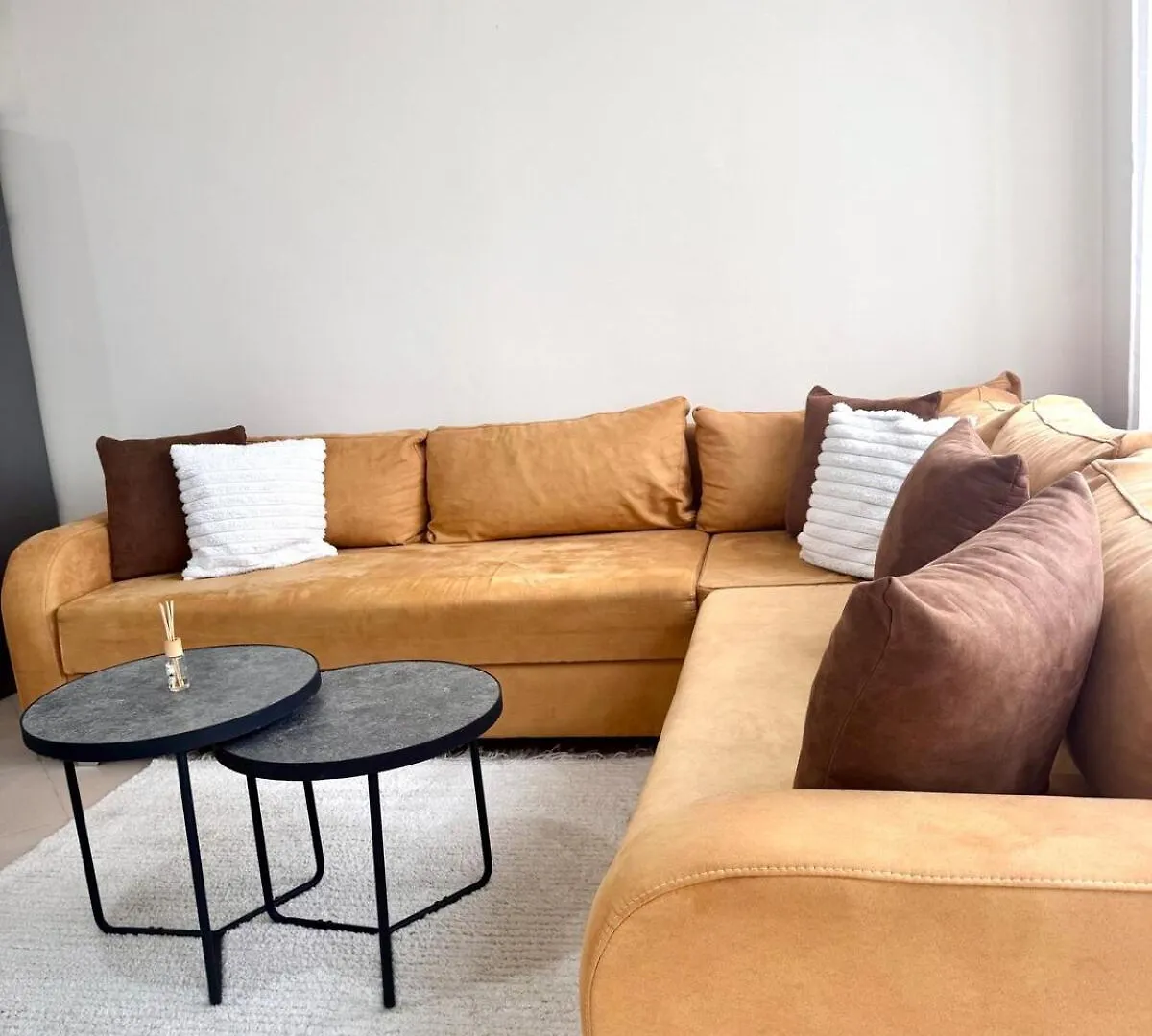 The Cozy Balcony Family Apartment 地拉那 阿尔巴尼亚